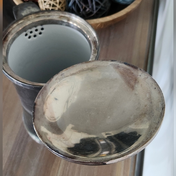 🫗Antique Eureka Quadruple Silver-Plated Engraved Pitcher – "B" Monogram Amazing - Picture 8 of 16